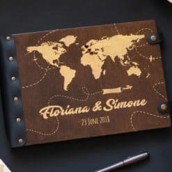 Gästebuch Hochzeit aus Holz mit Gravur - Traumreise